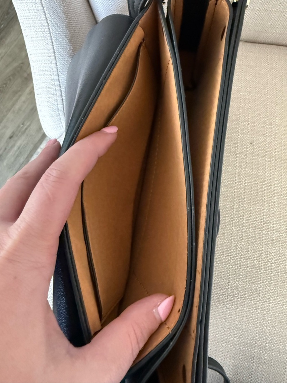 Chloé Faye Small Leather & Suede Crossbody Shoulder Bag Black Gold, ‼️MSRP $1390 - Picture 10 of 15
